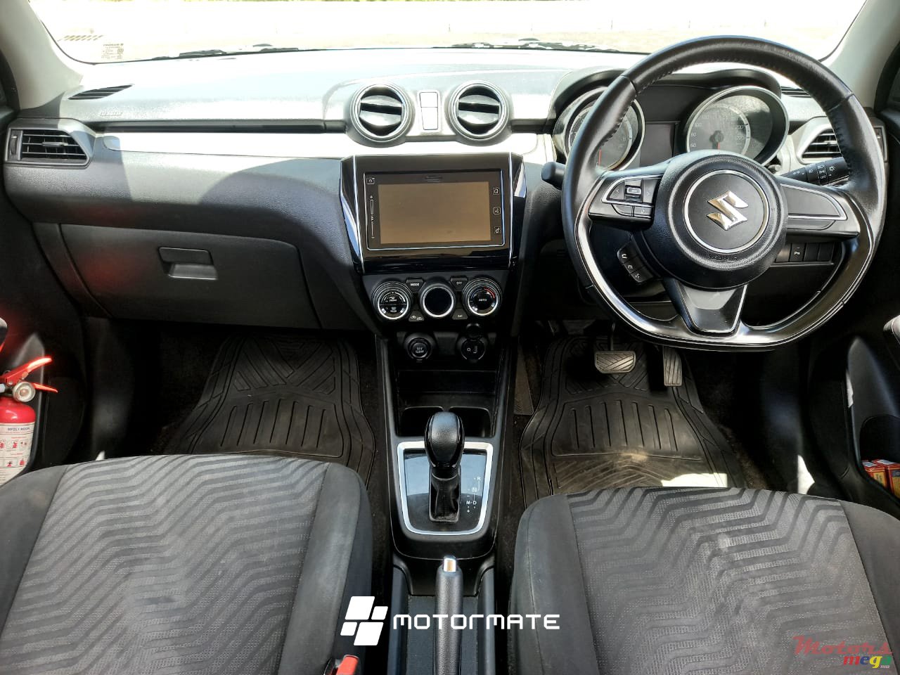 2021' Suzuki Swift GLX photo #4