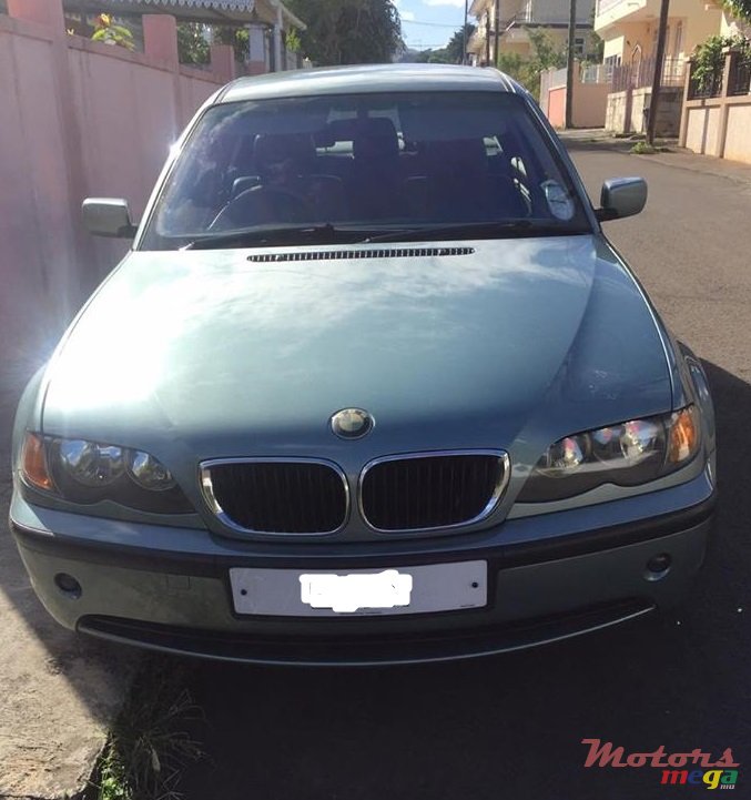 2002' BMW 318 photo #1