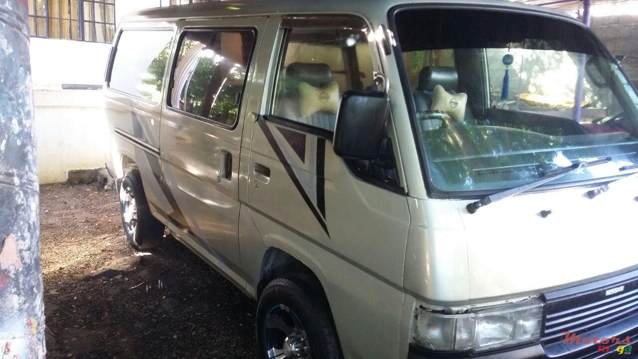 1998' Nissan Homy photo #1