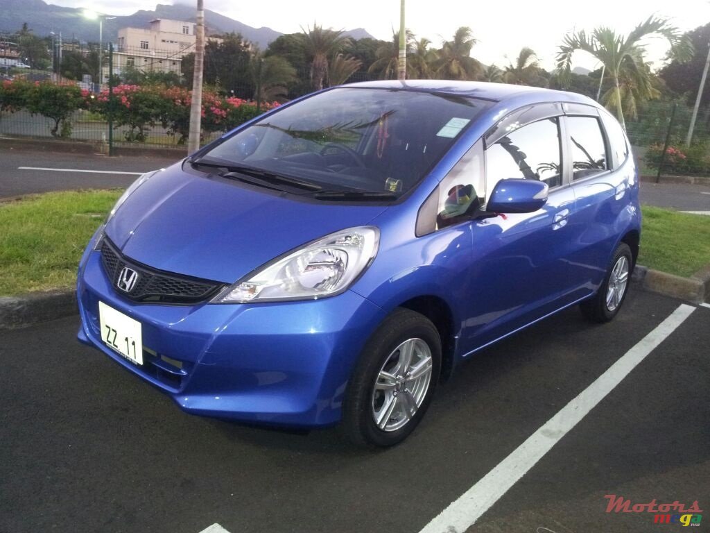 2011' Honda Fit photo #2
