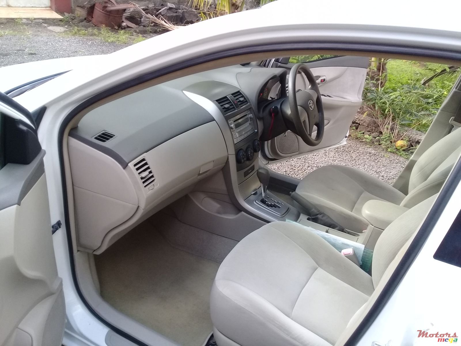 2008' Toyota Axio 0000000 photo #4