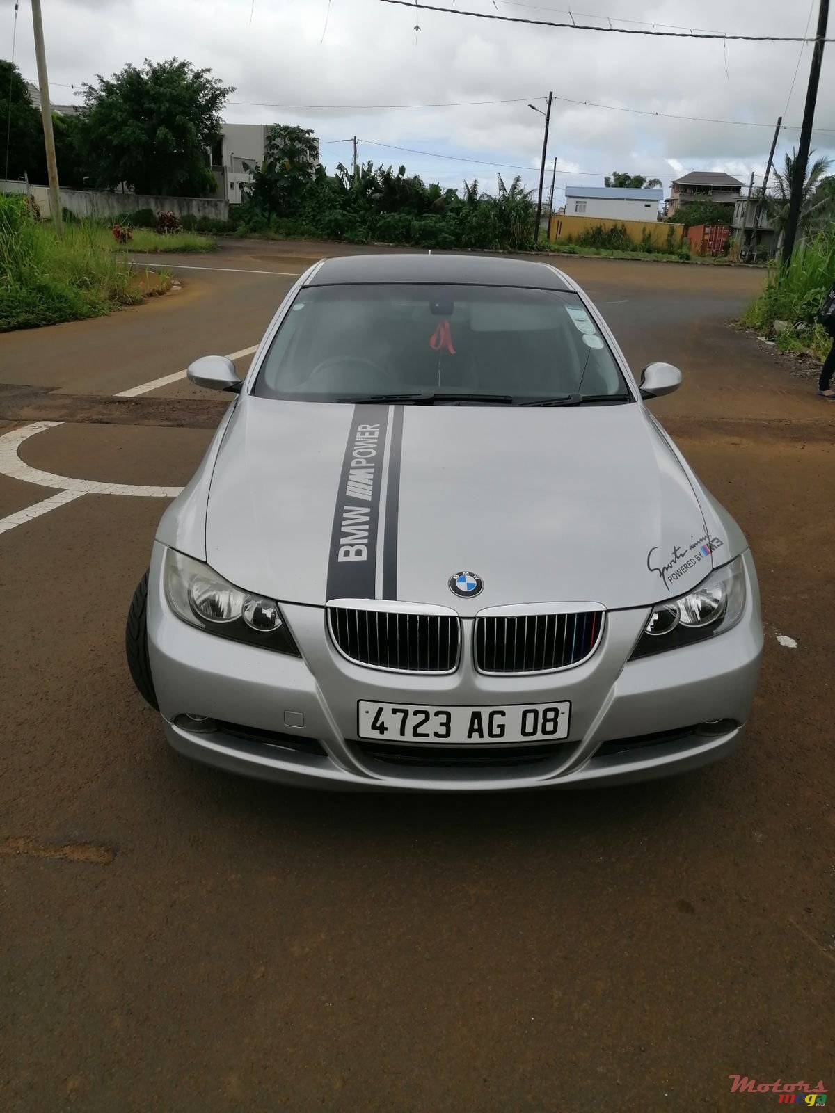 2008' BMW 320 photo #5