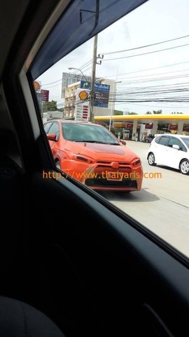 Thailand: 2014 Toyota Yaris Spotted Testing