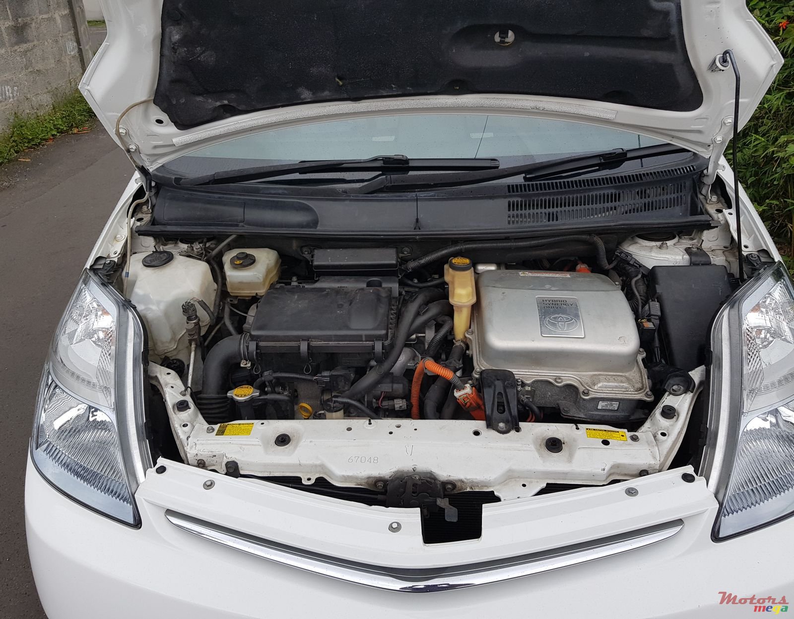 2008' Toyota Prius photo #5