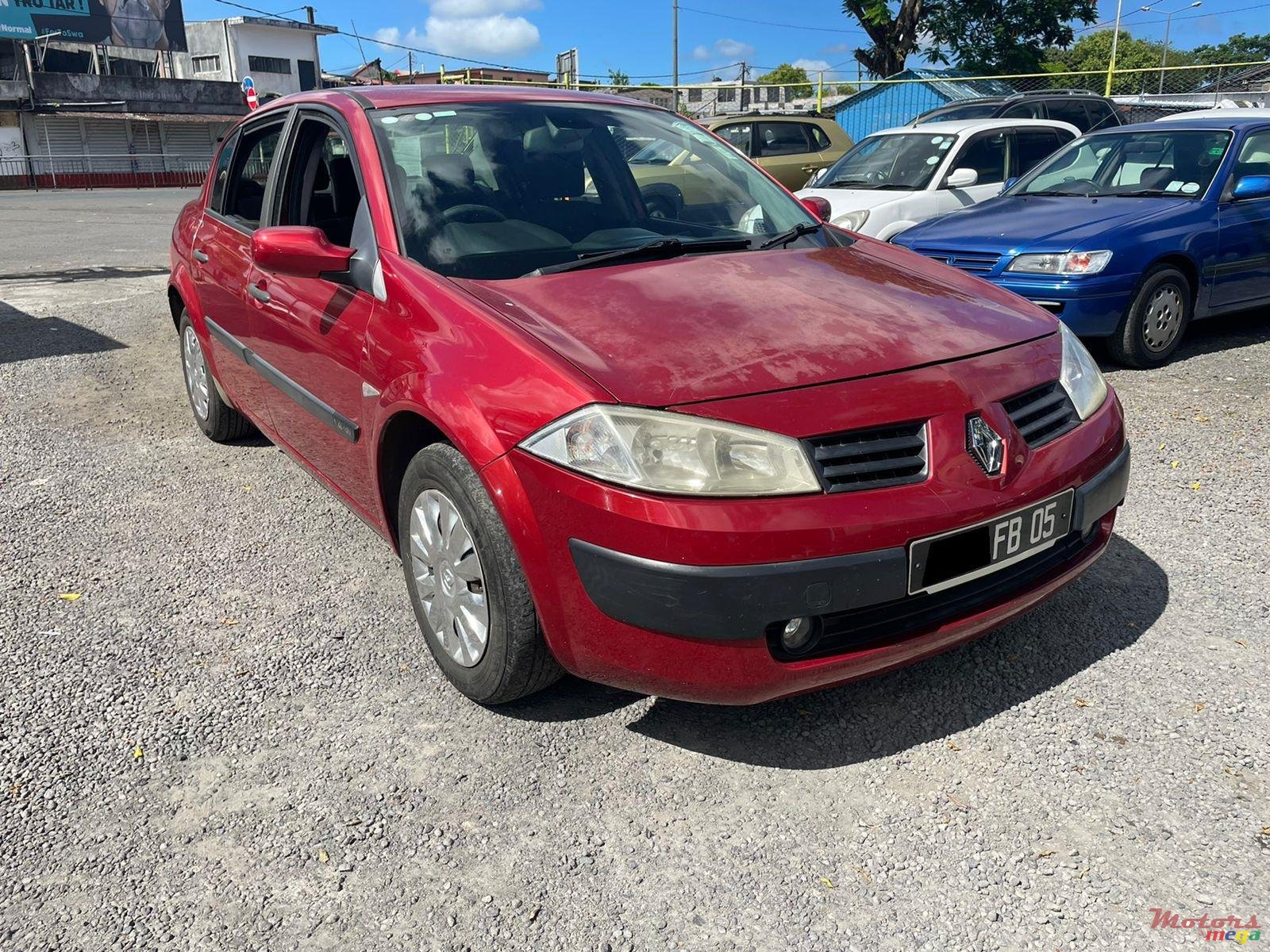 2005' Renault Megane photo #1