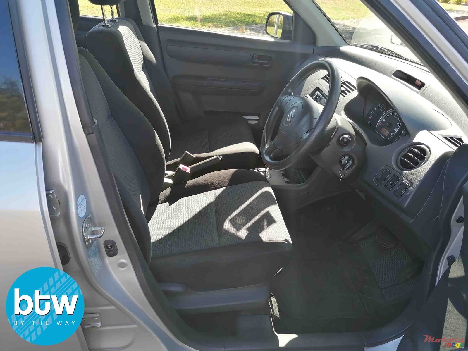 2010' Suzuki Swift Automatique photo #4