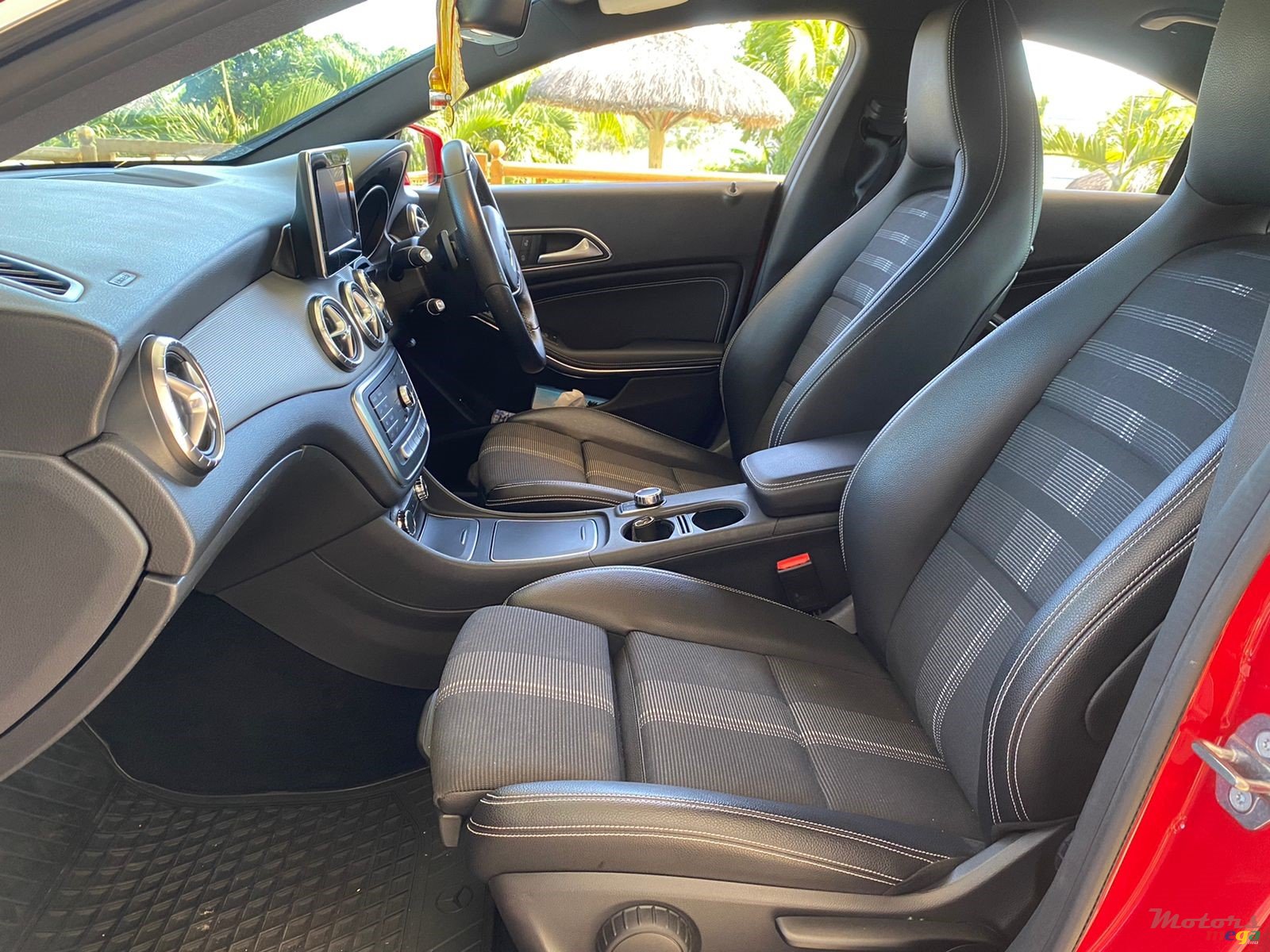 2018' Mercedes-Benz CLA 200 photo #2