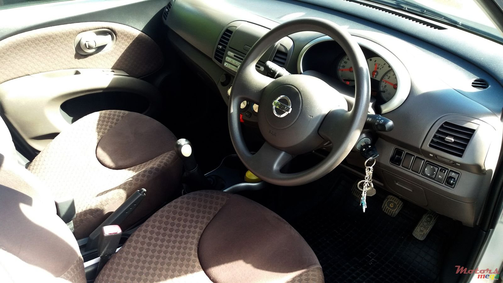 2009' Nissan March photo #4