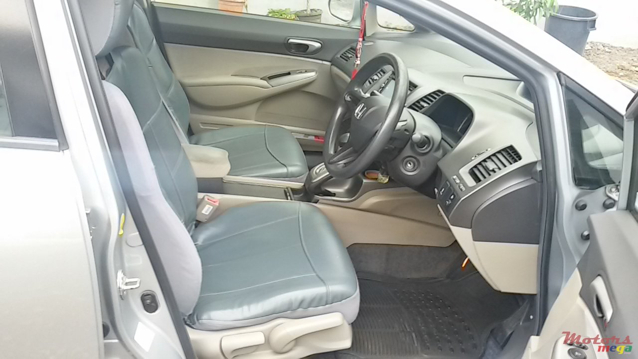 2010' Honda Civic photo #6
