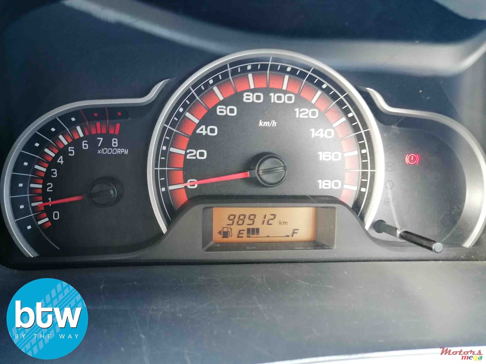 2016' Suzuki Alto K10 photo #7