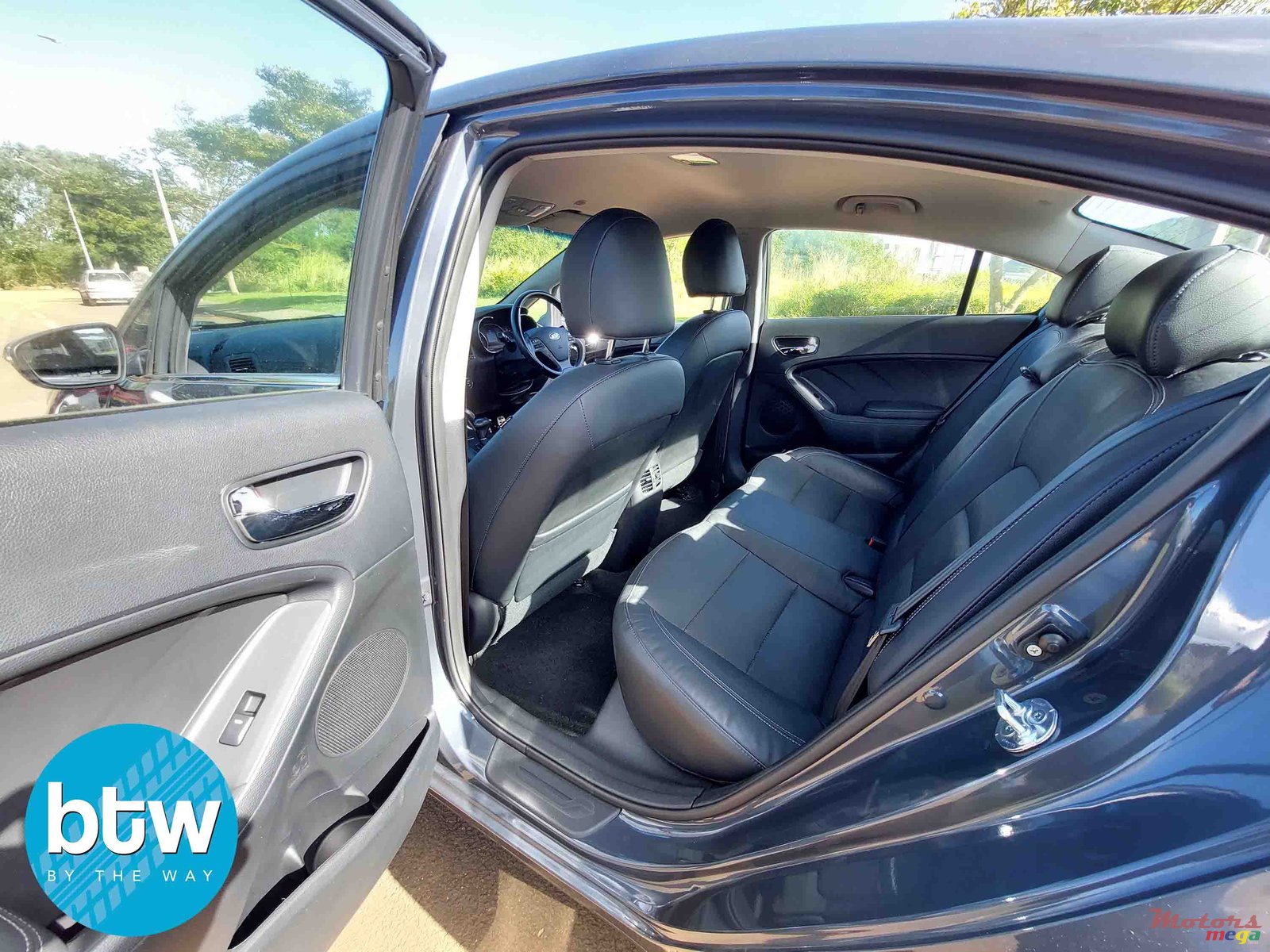 2015' Kia Cerato photo #5