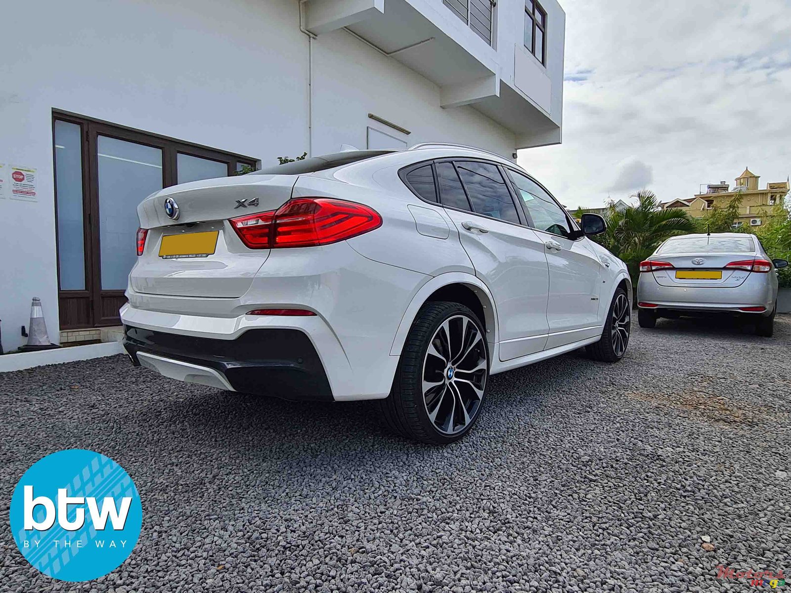 2016' BMW X4 photo #3