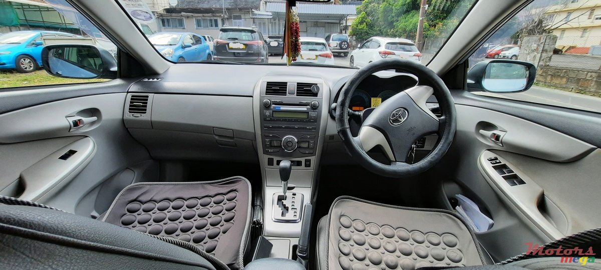 2012' Toyota Corolla photo #6