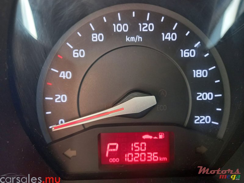2015' Kia Rio 1.4 Hatchback photo #7