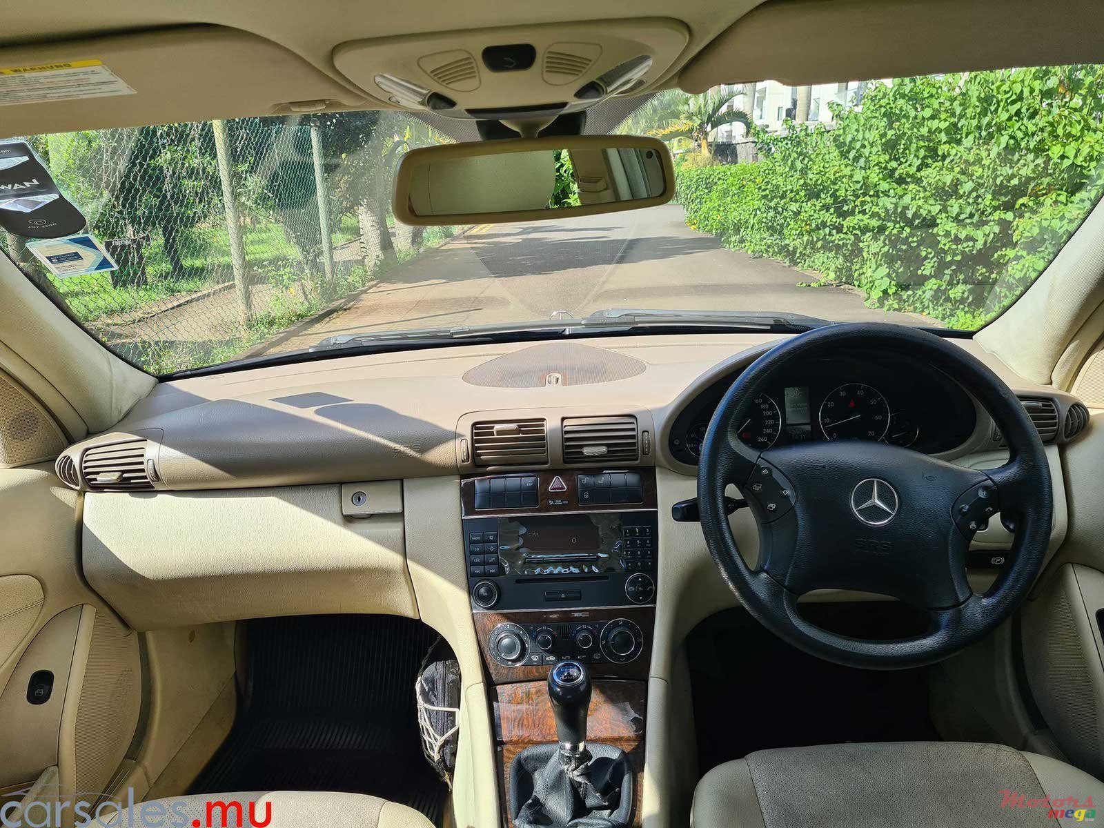 2005' Mercedes-Benz C 180 Kompressor Classic photo #6