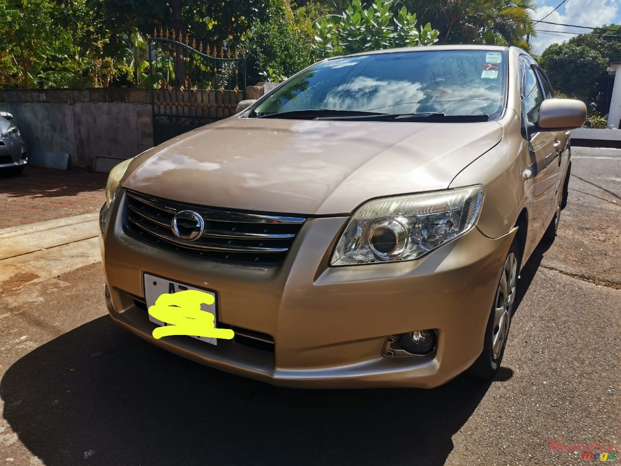 2010' Toyota Axio photo #6