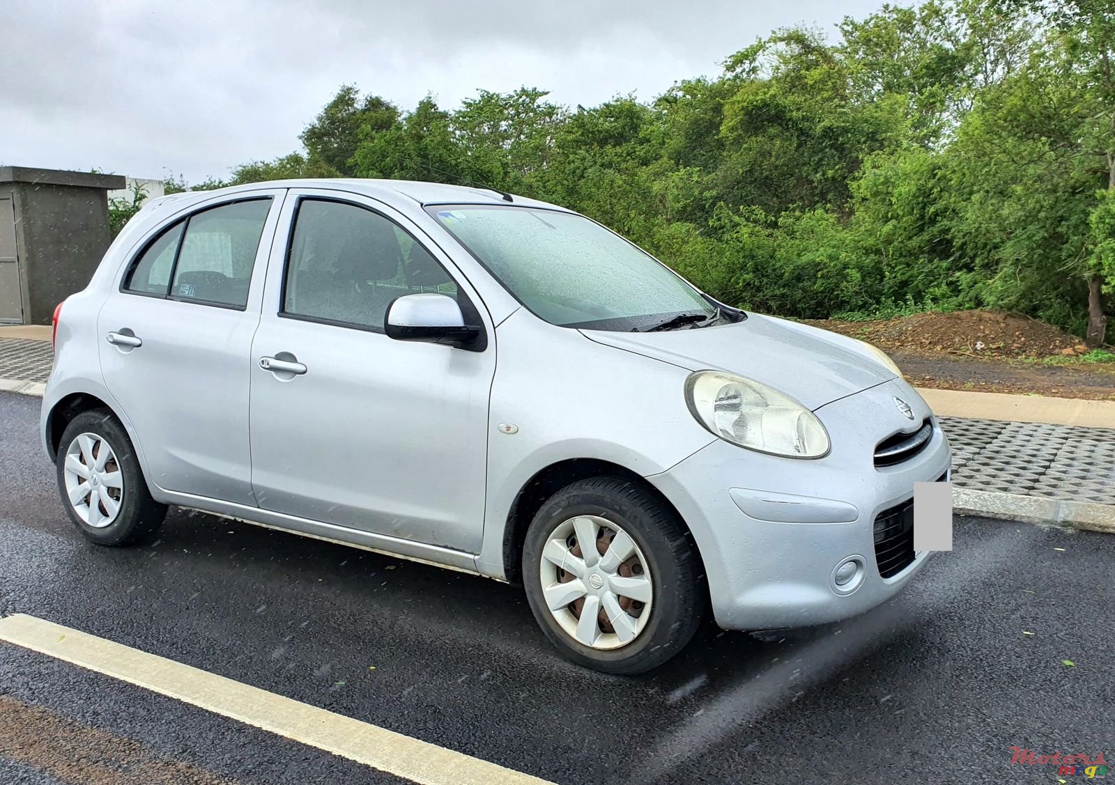 2011' Nissan March photo #3