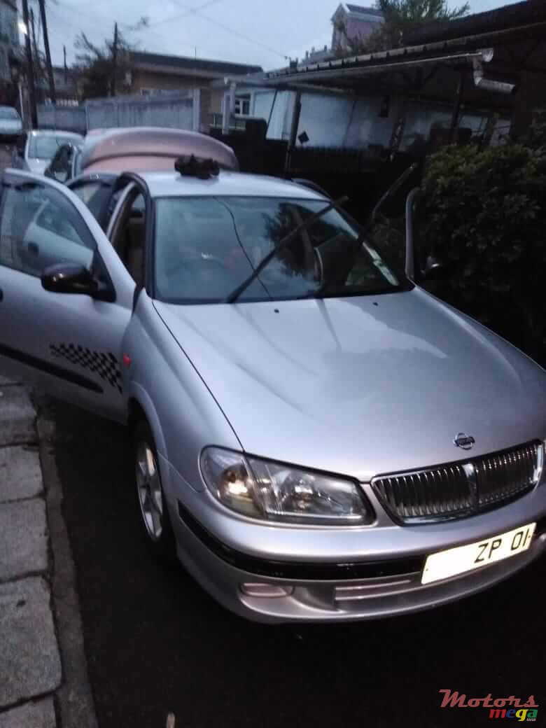 2001' Nissan Sunny photo #1