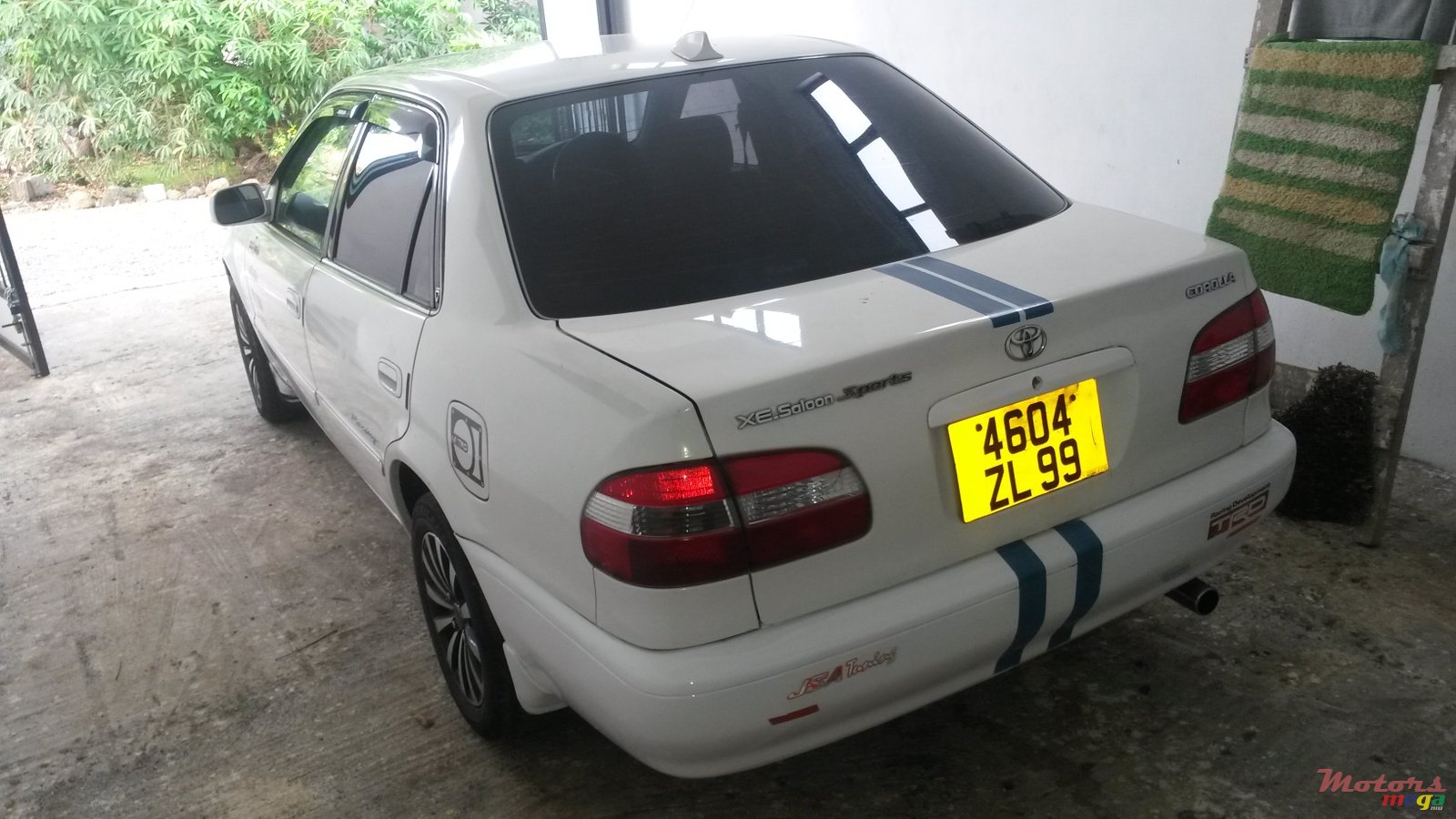 1999' Toyota Corolla photo #2