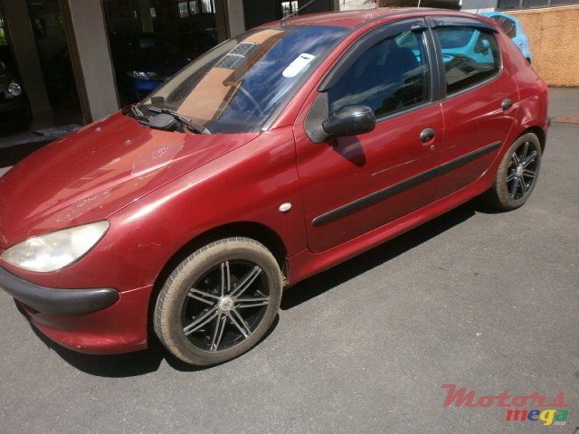 2002' Peugeot 206 XR photo #2