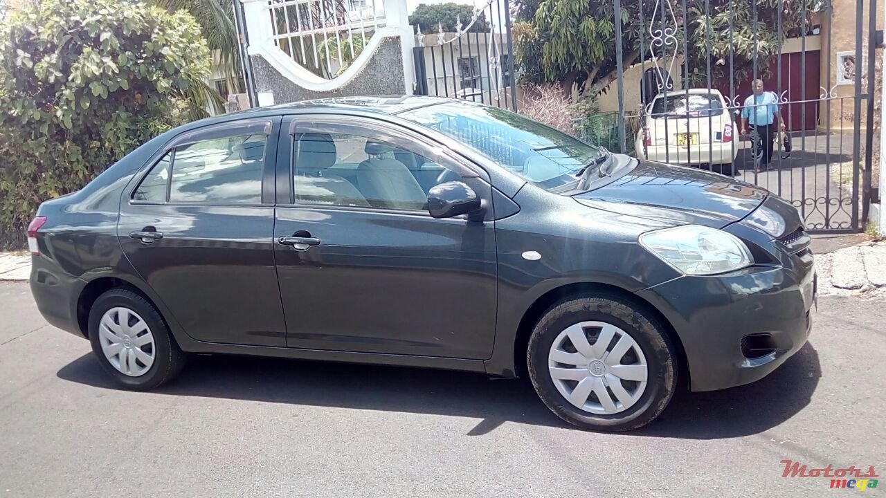 2008' Toyota photo #2