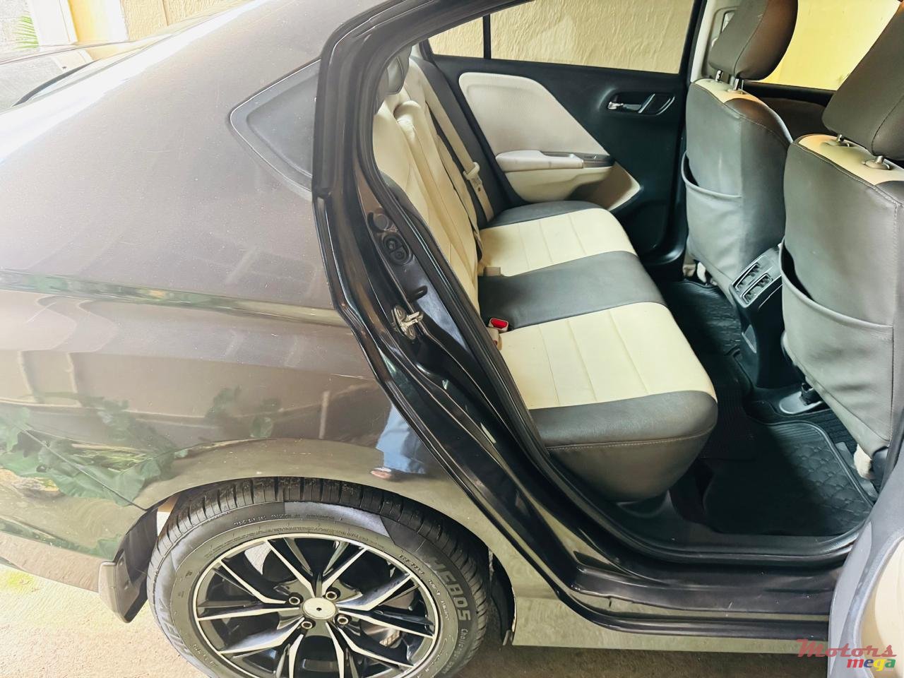 2015' Honda photo #4