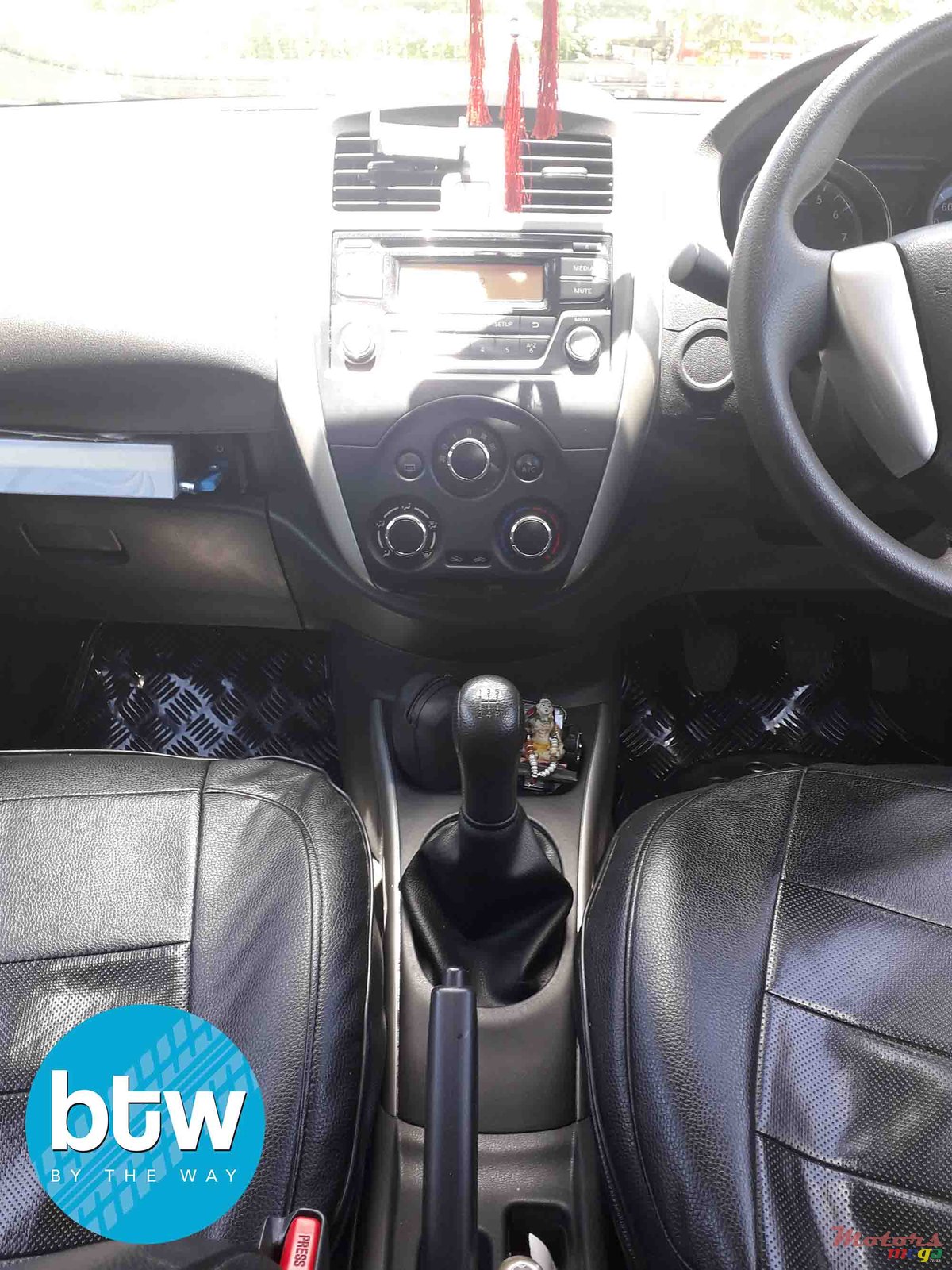 2016' Nissan Almera photo #5