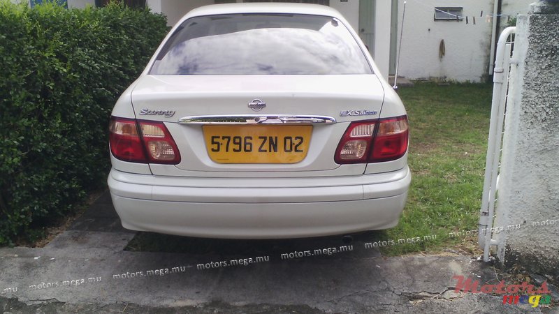 2002' Nissan N16 photo #2