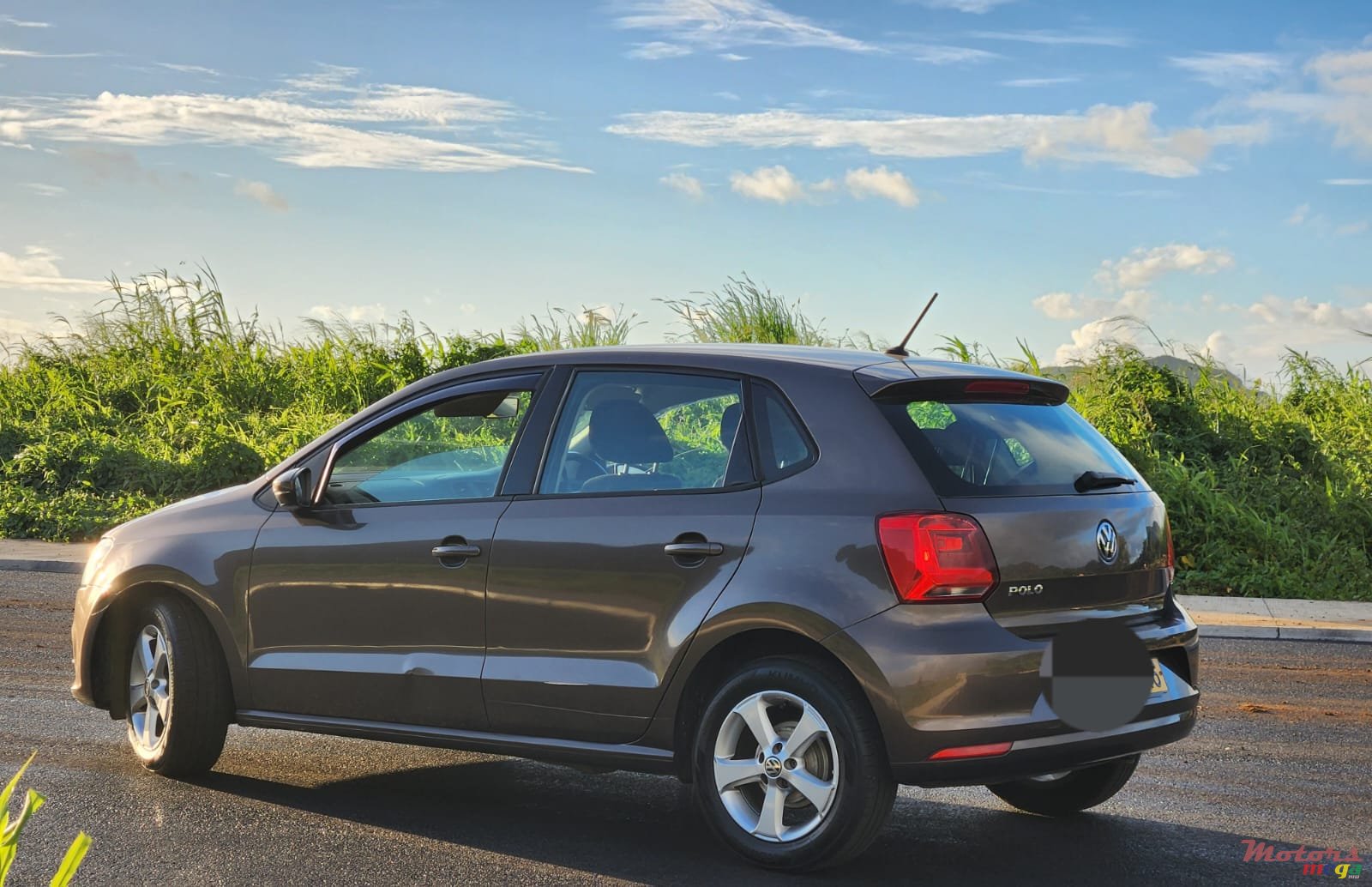 2016' Volkswagen Polo Fully Executive photo #3