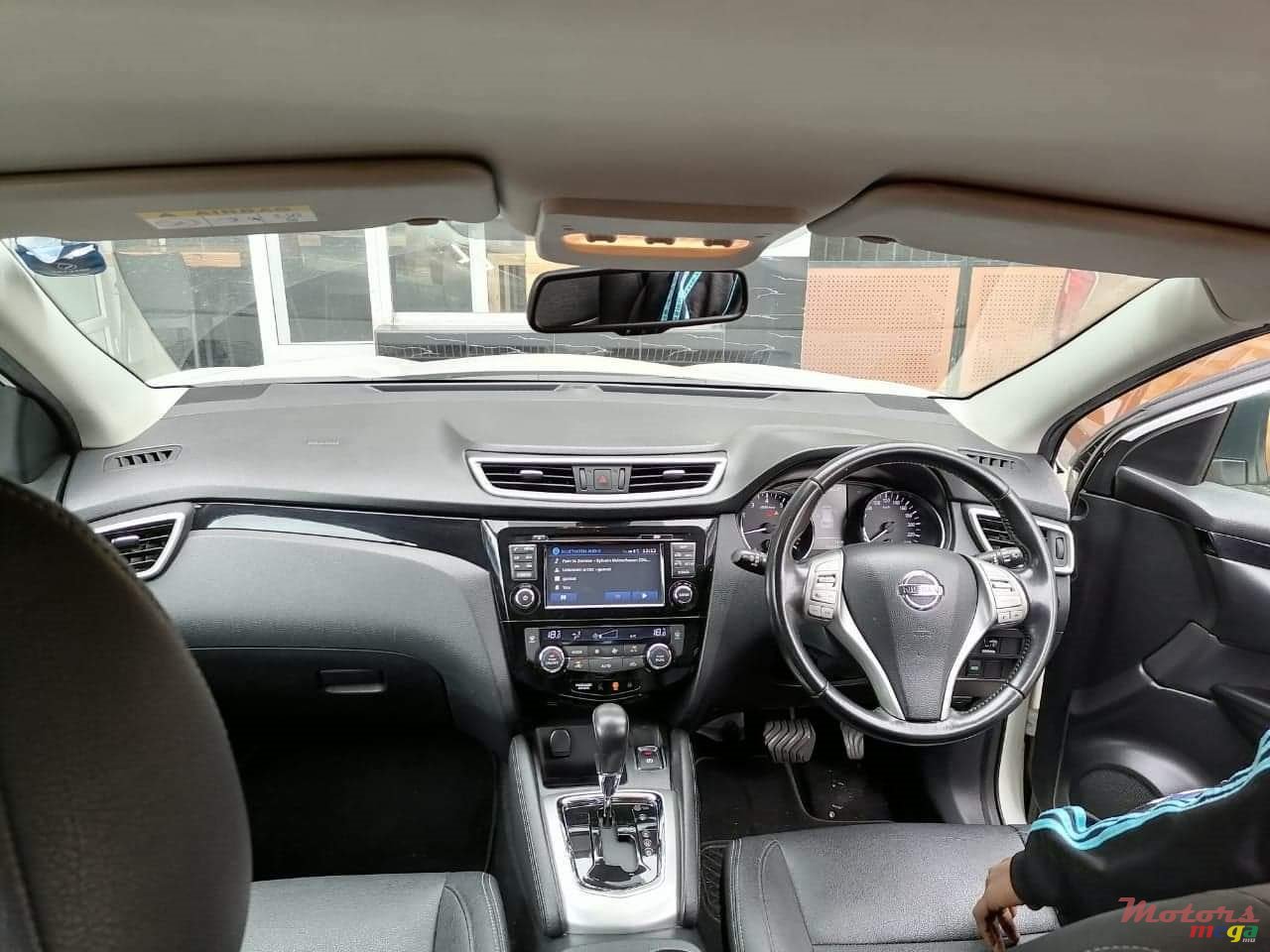 2015' Nissan Qashqai photo #3