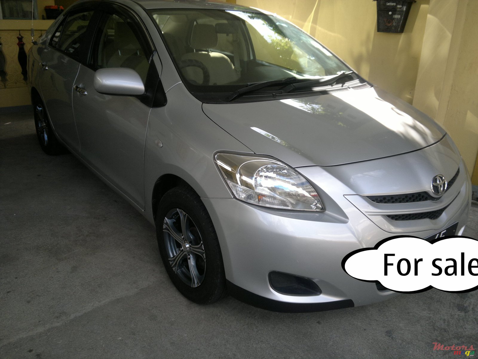 2006' Toyota BELTA photo #1