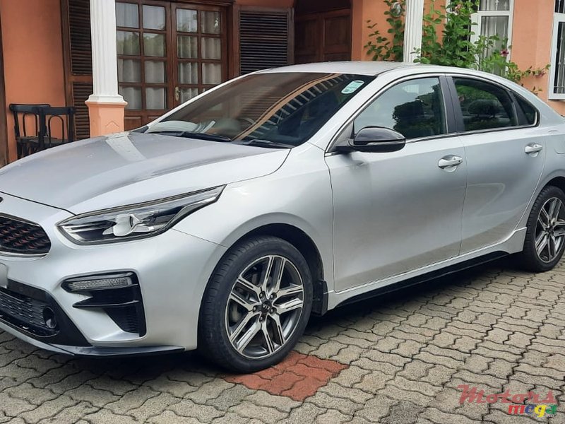 2021' Kia Cerato GT Line photo #1