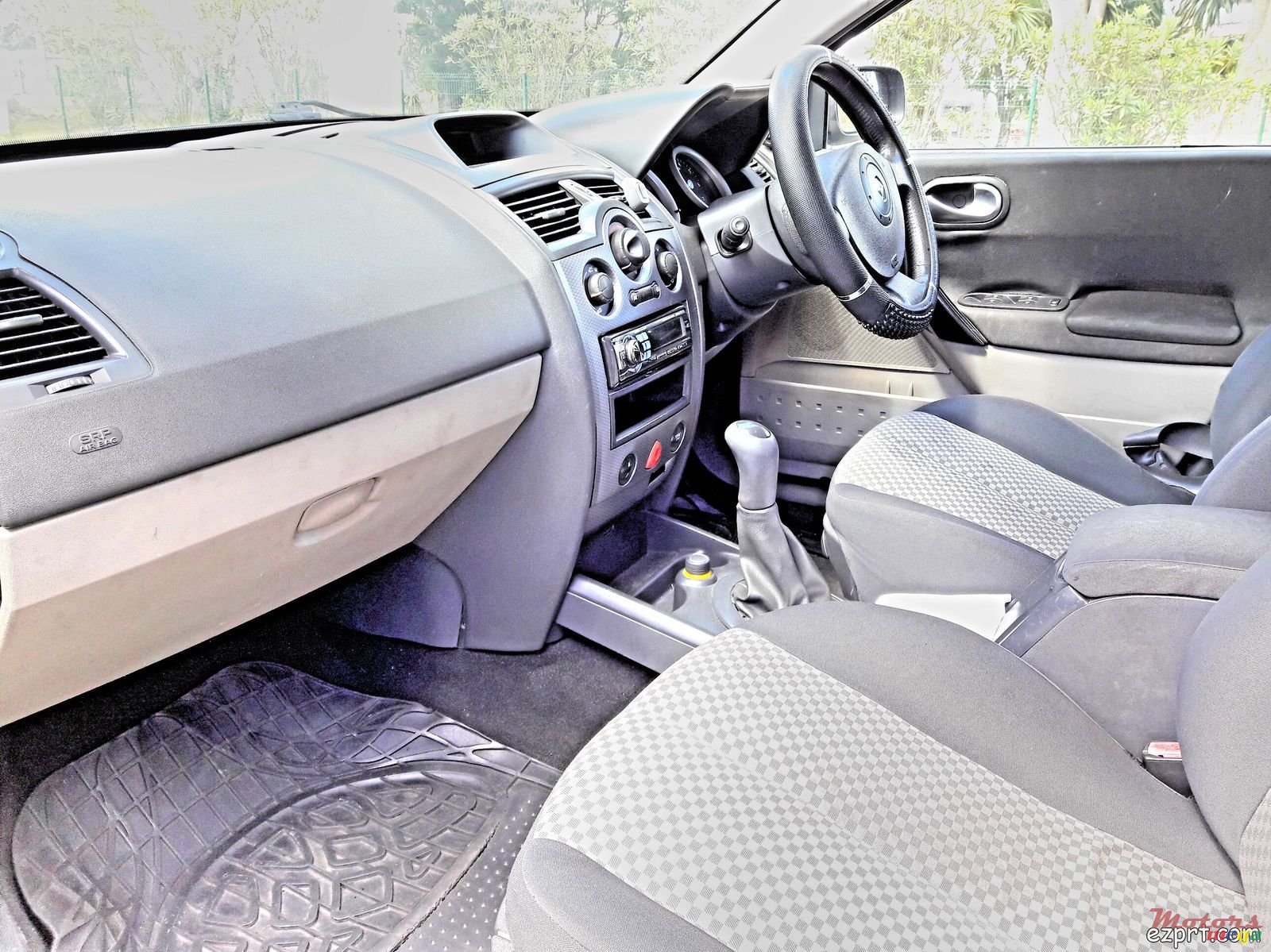 2006' Renault photo #5