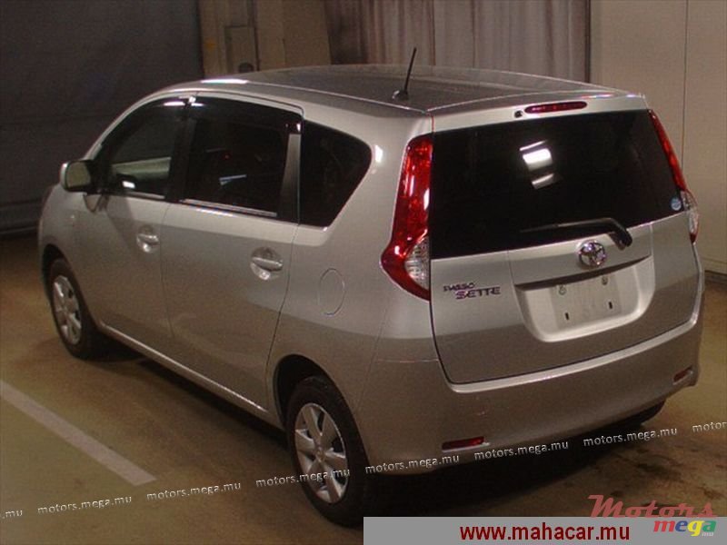 2010' Toyota Passo Sette photo #5