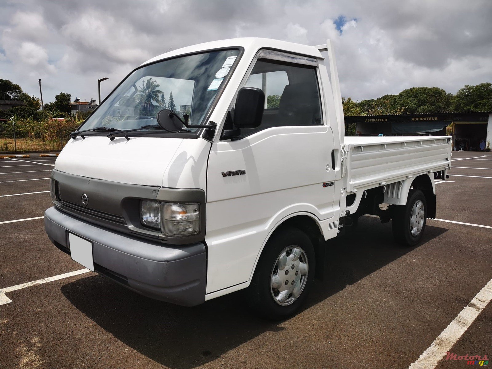 1996' Nissan Vanette Truck photo #5