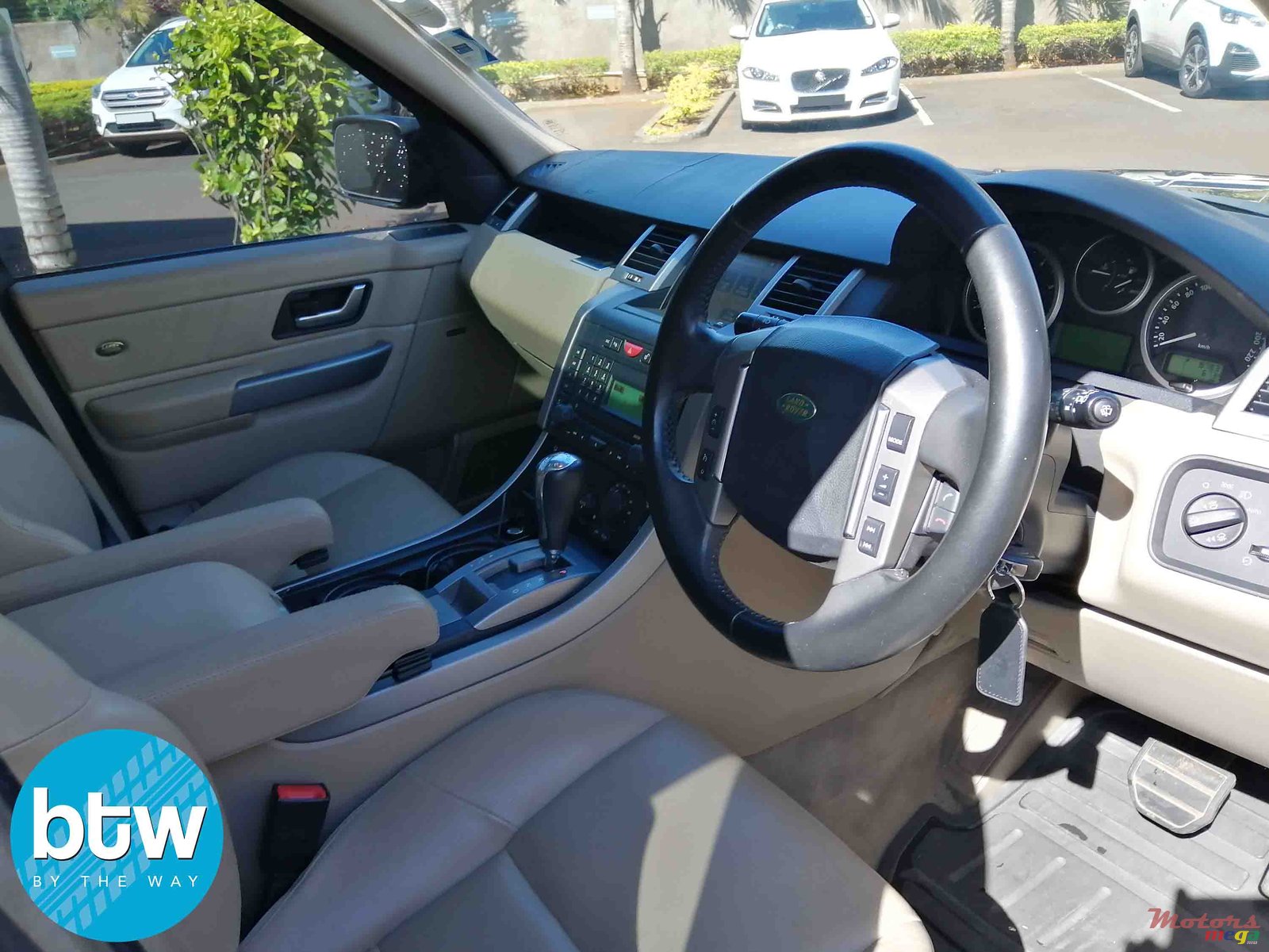 2009' Land Rover Range Rover Sport photo #7