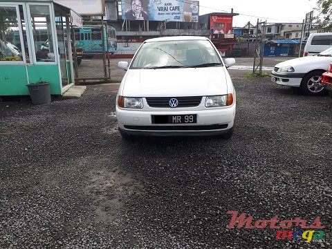 1999' Volkswagen Polo photo #3