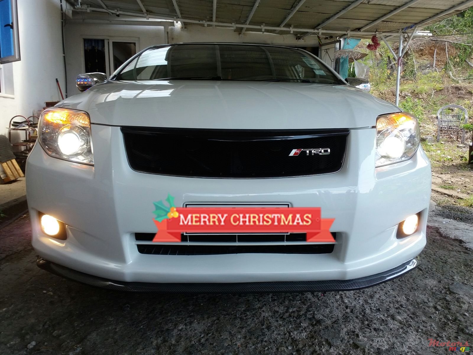 2011' Toyota Axio photo #1