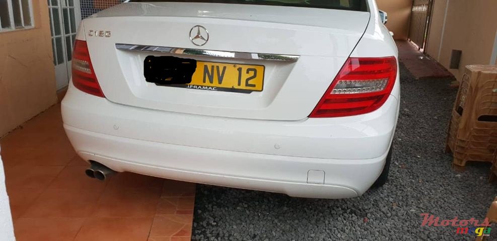 2012' Mercedes-Benz C-Class photo #3