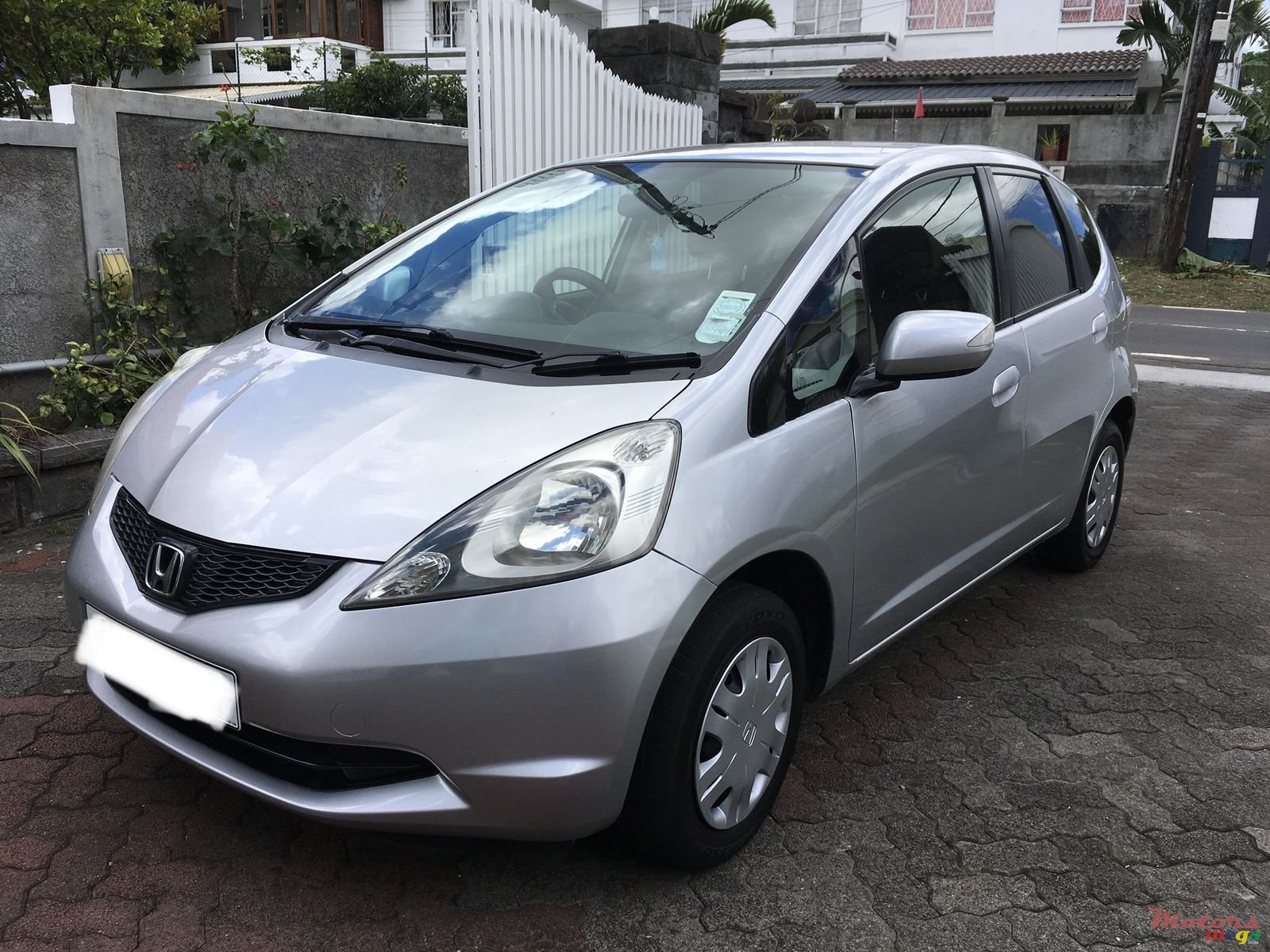 2010' Honda Fit photo #2