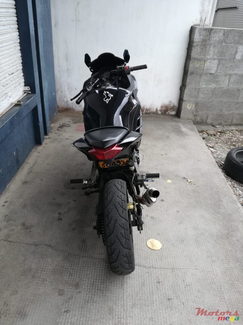 2015' Kawasaki photo #2