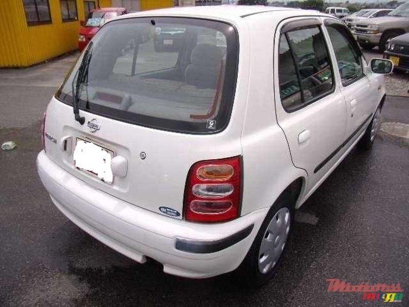 2000' Nissan March photo #1