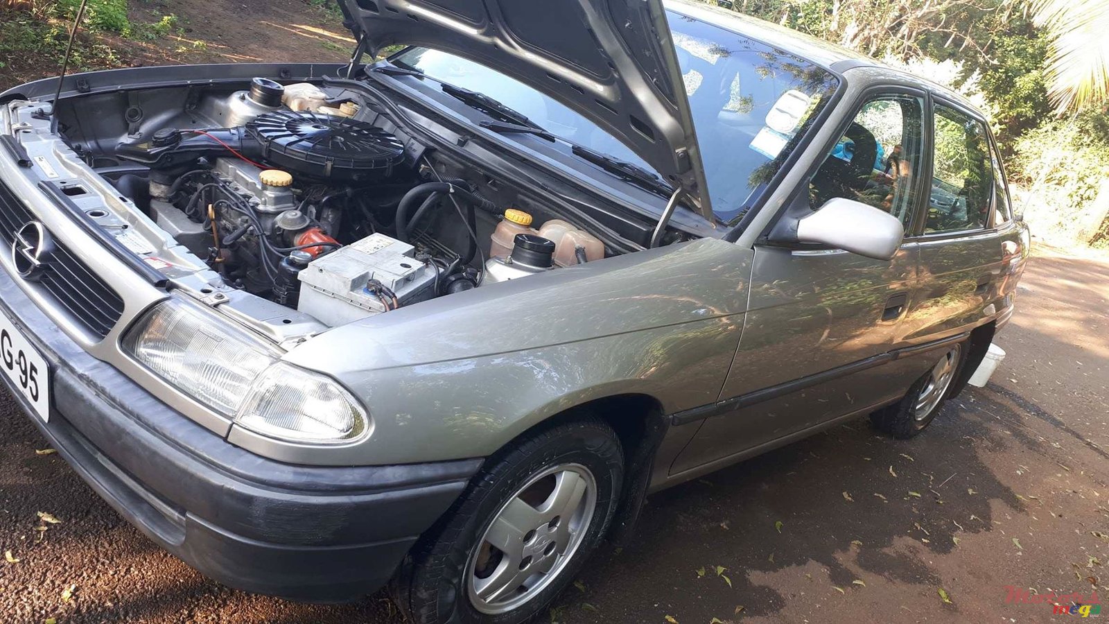 1995' Opel Astra F photo #1