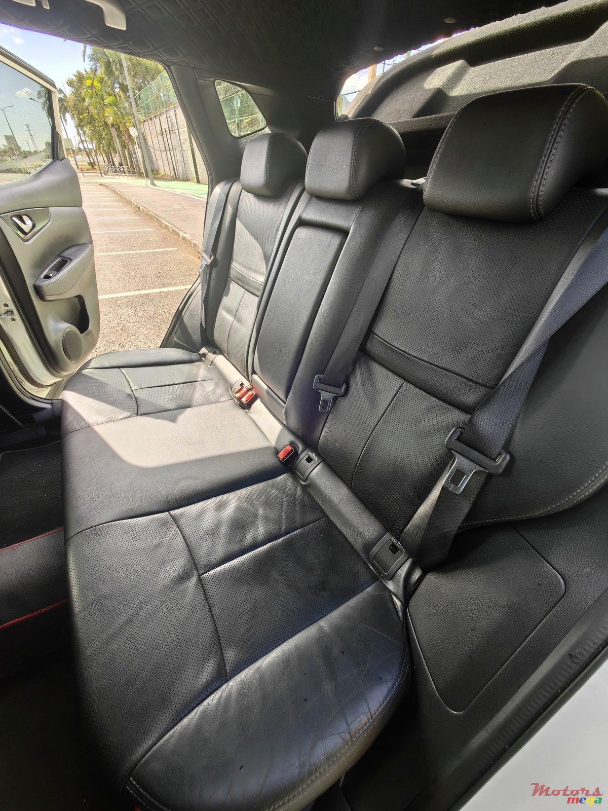 2015' Nissan Qashqai 1.6d CVT Acenta photo #4