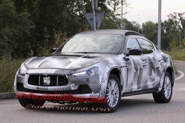 Bizarre Levante Mule Proves SUV Will Ride on Maserati Platform