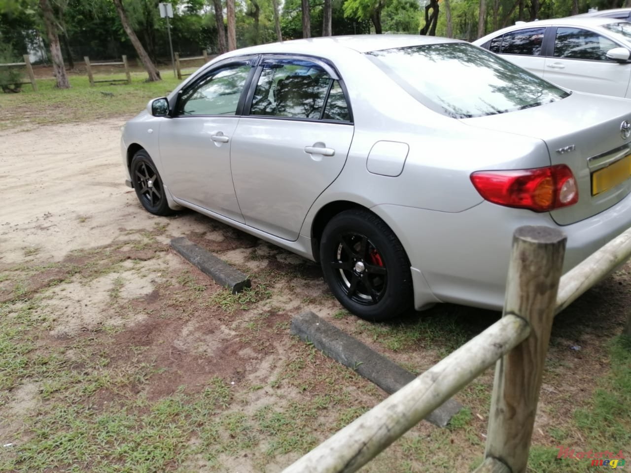 2010' Toyota Corolla photo #3