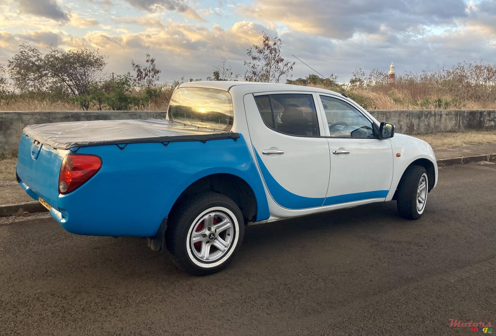 2008' Mitsubishi L 200 photo #3