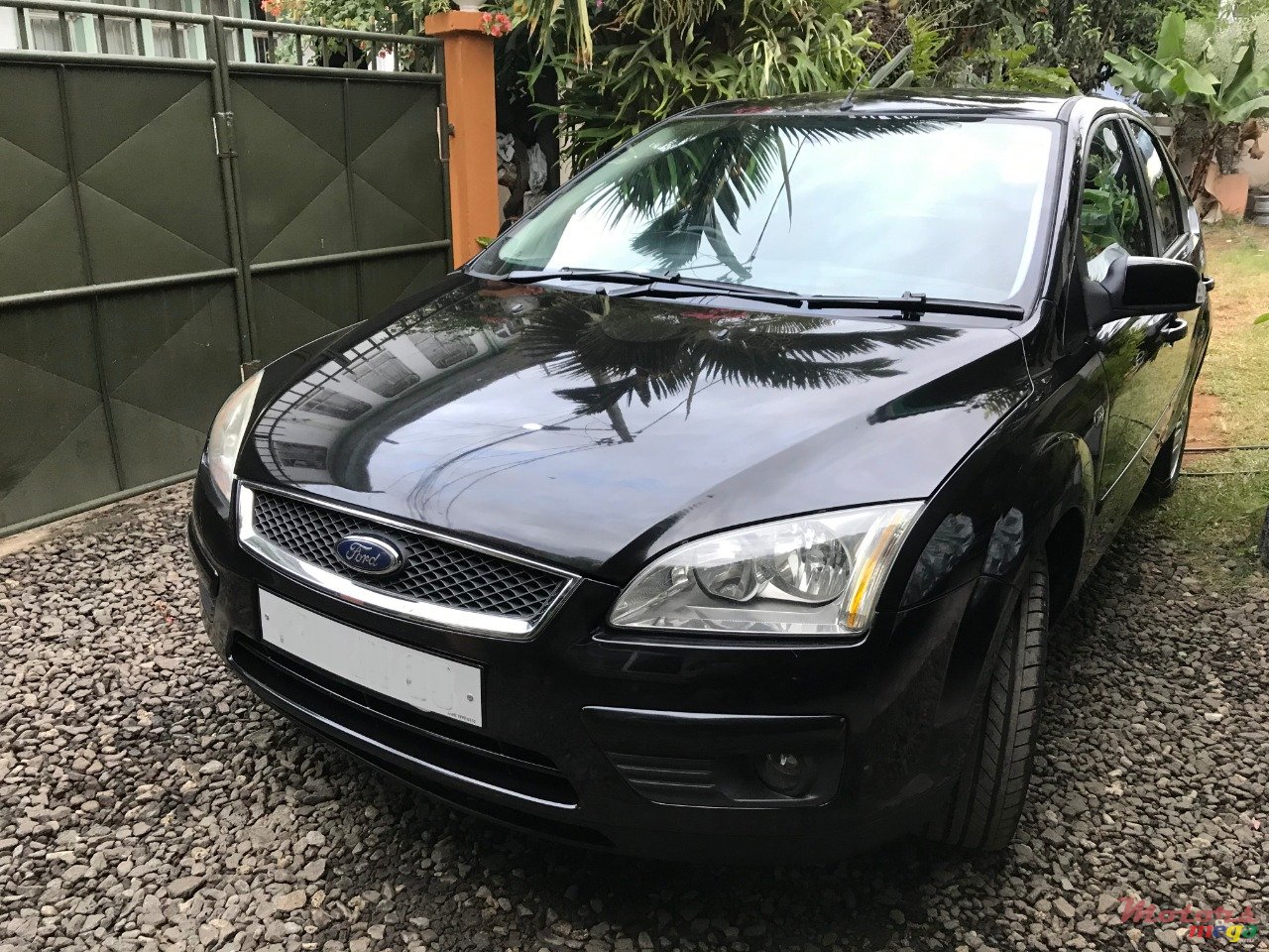 2008' Ford Focus GHIA photo #2