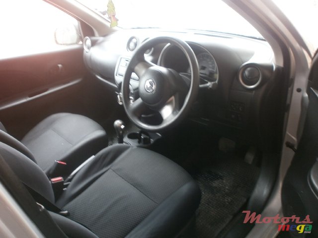 2011' Nissan March photo #4