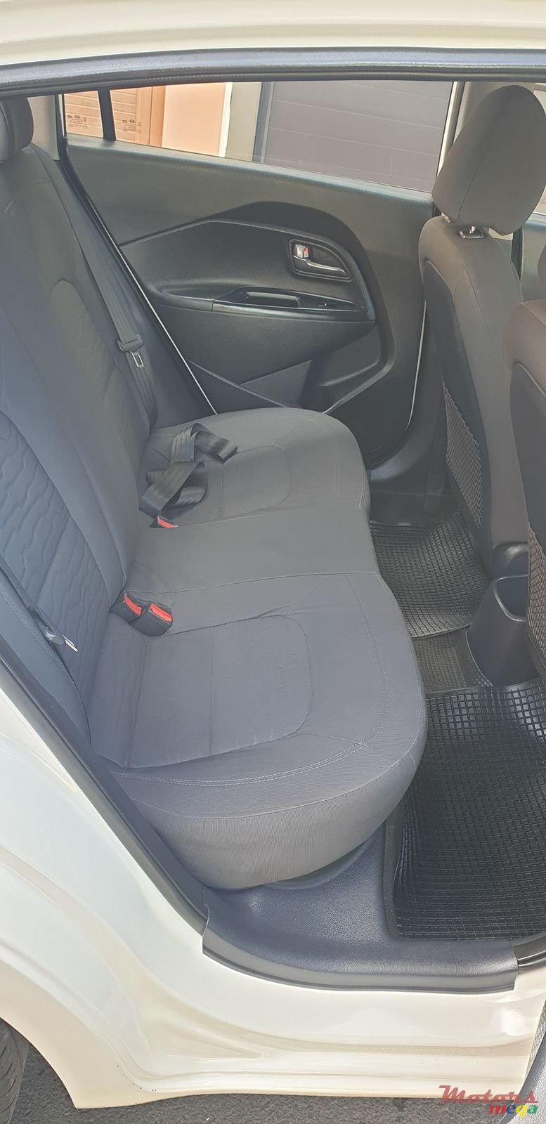 2014' Kia Rio photo #7